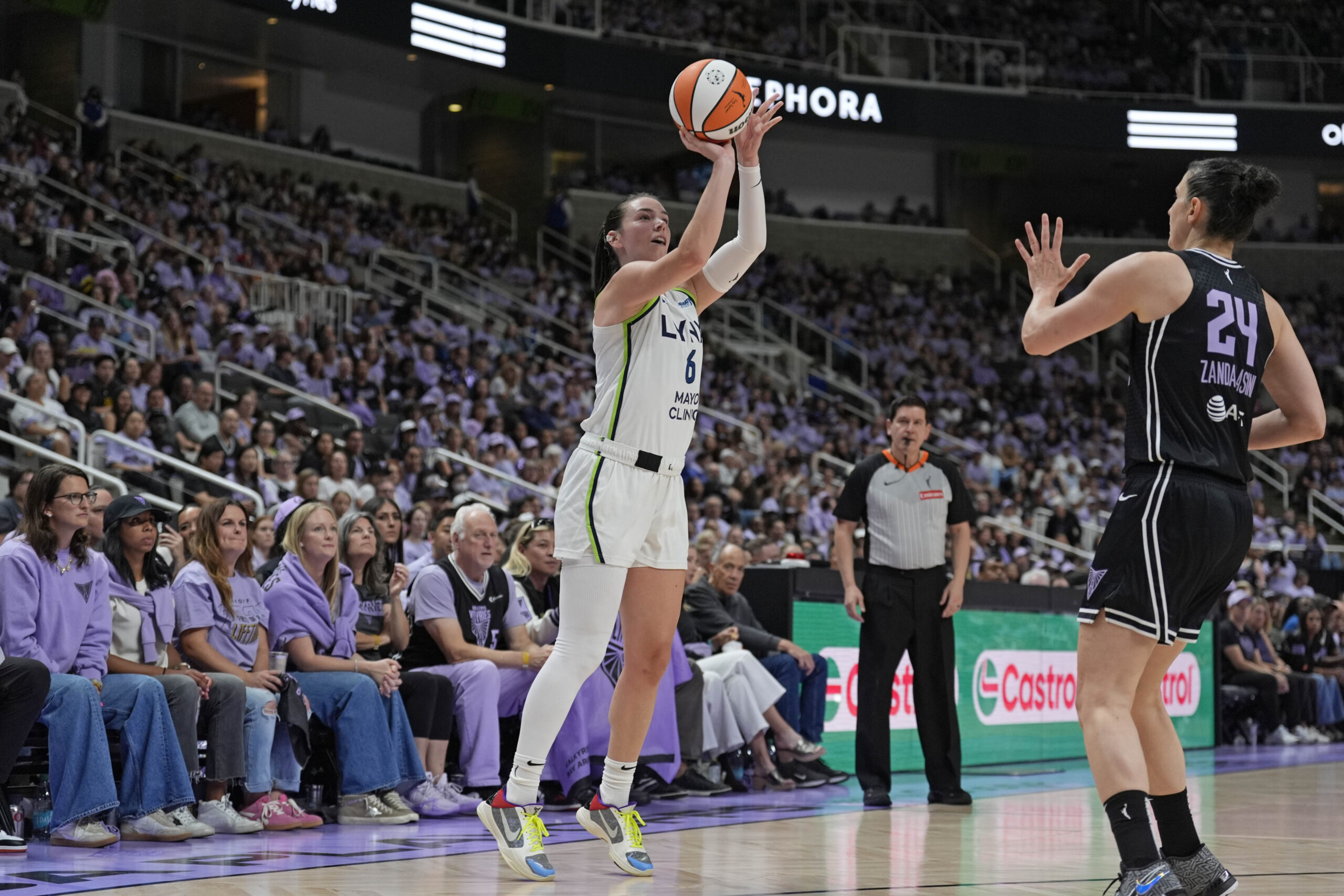 Lynx Roster Review: Bridget Carleton